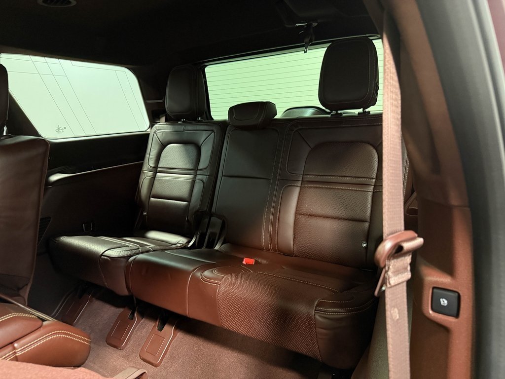 2021 Lincoln Navigator Black Label photo 45