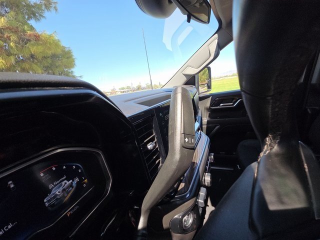 2024 Chevrolet Silverado 2500HD LT photo 9