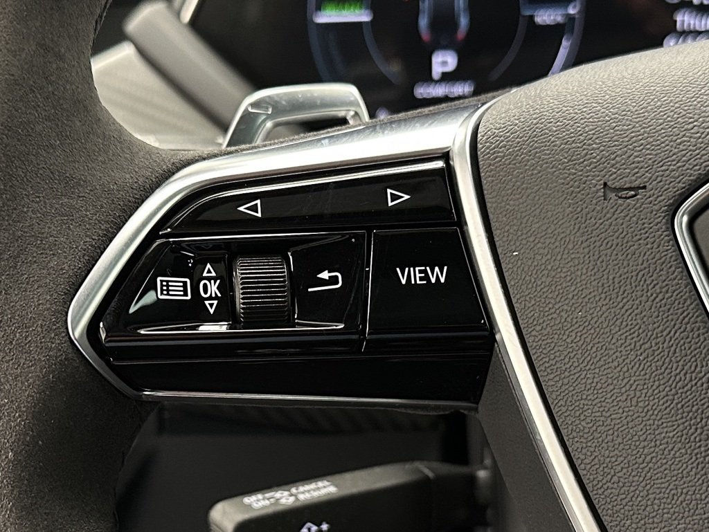 2022 Audi e-tron GT Premium Plus photo 25