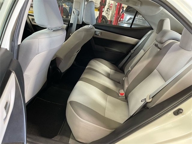 2019 Toyota Corolla XLE XSE photo 19