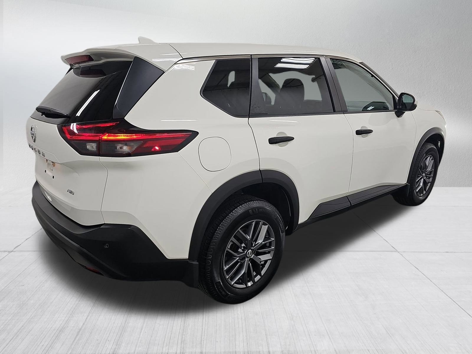 2021 Nissan Rogue S photo 4