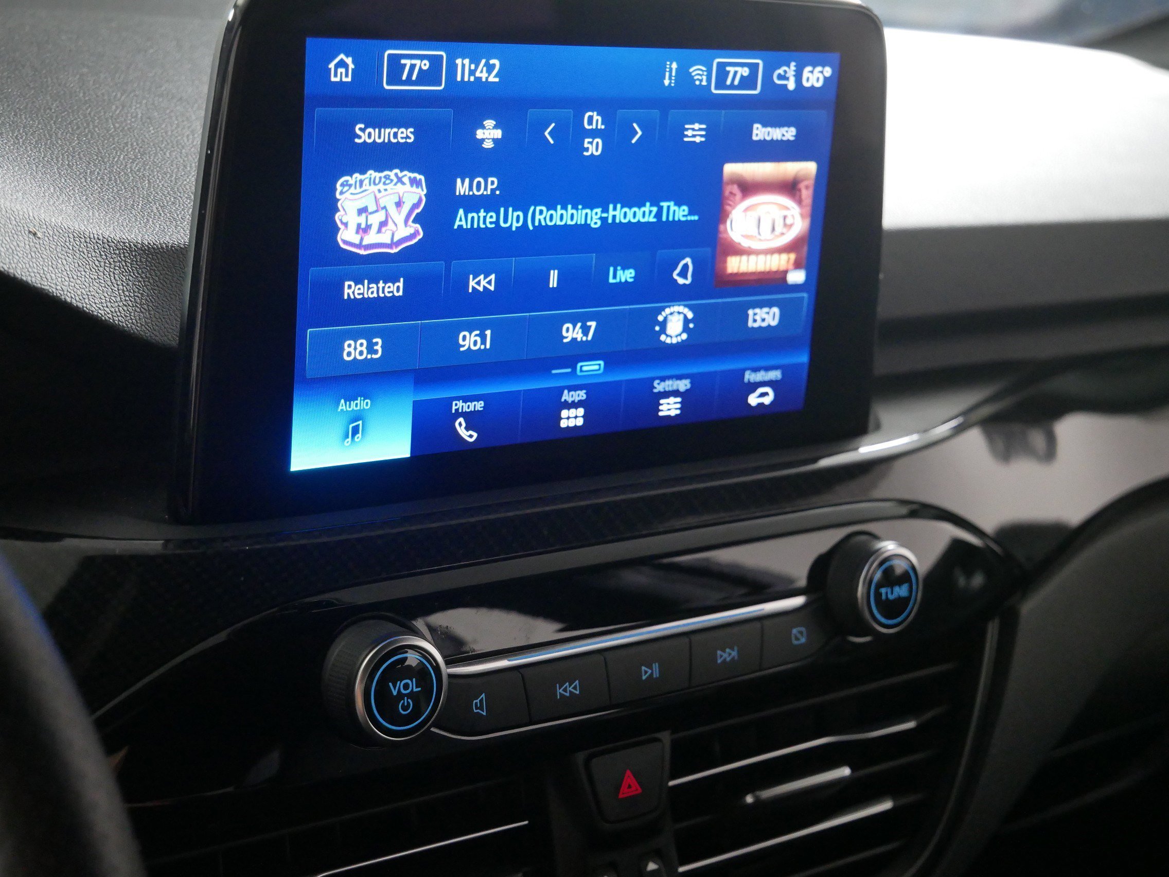 2024 Ford Escape ST-Line photo 22