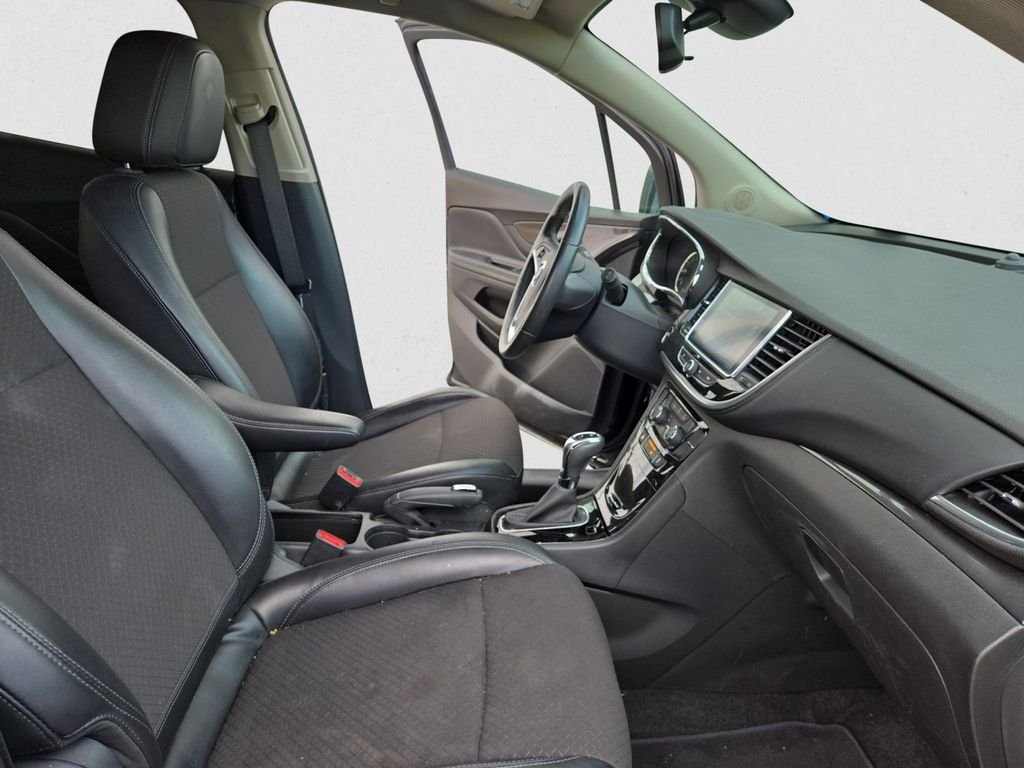 2021 Buick Encore Preferred photo 12