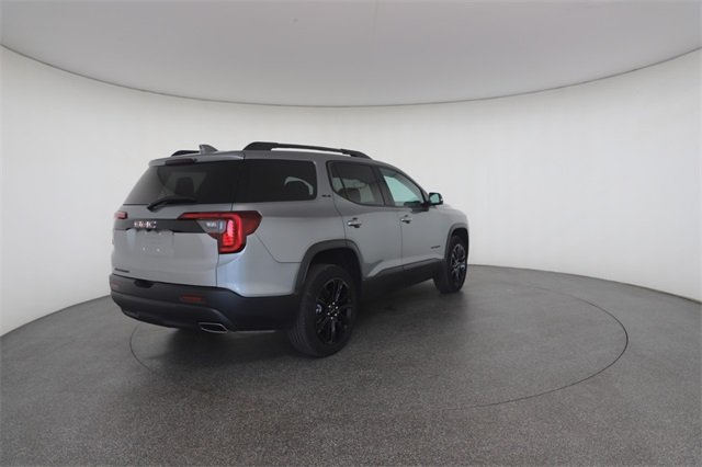 2023 Gmc Acadia SLE photo 17