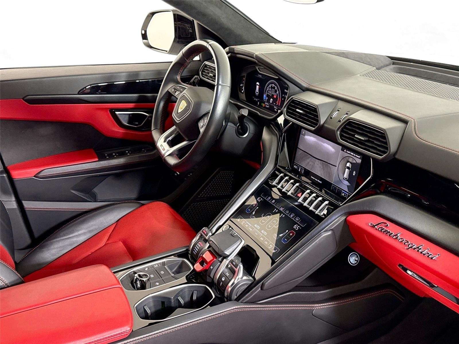 2021 Lamborghini Urus photo 30