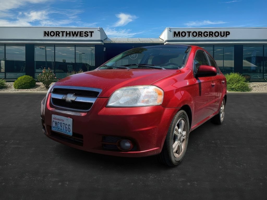 2011 Chevrolet Aveo photo 2