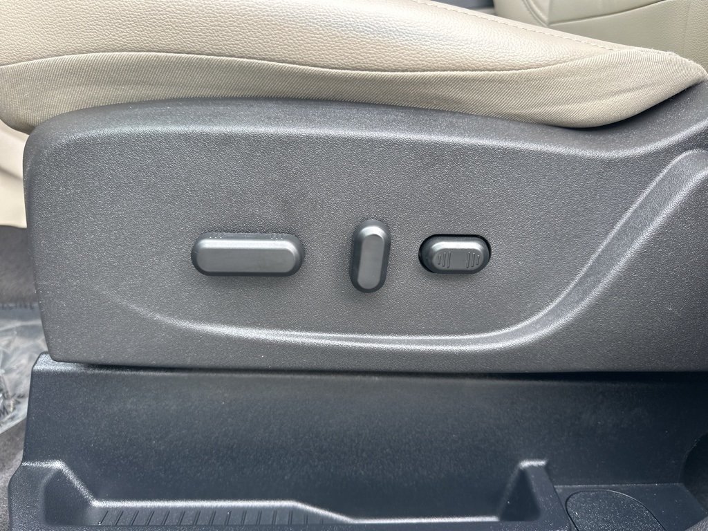 2017 Ford Escape Titanium photo 10