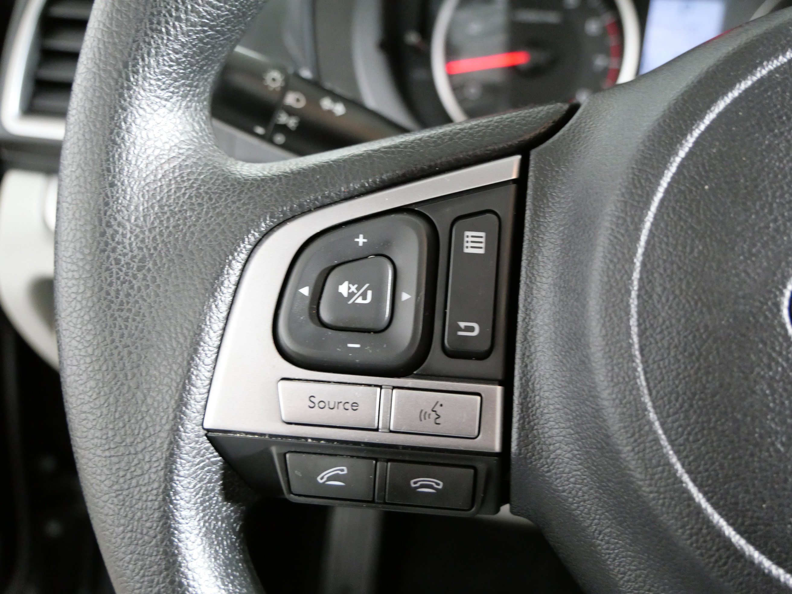 2017 Subaru Forester Premium photo 24