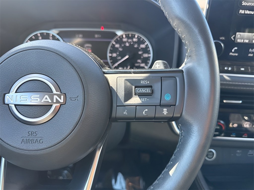 2023 Nissan Rogue SL photo 17