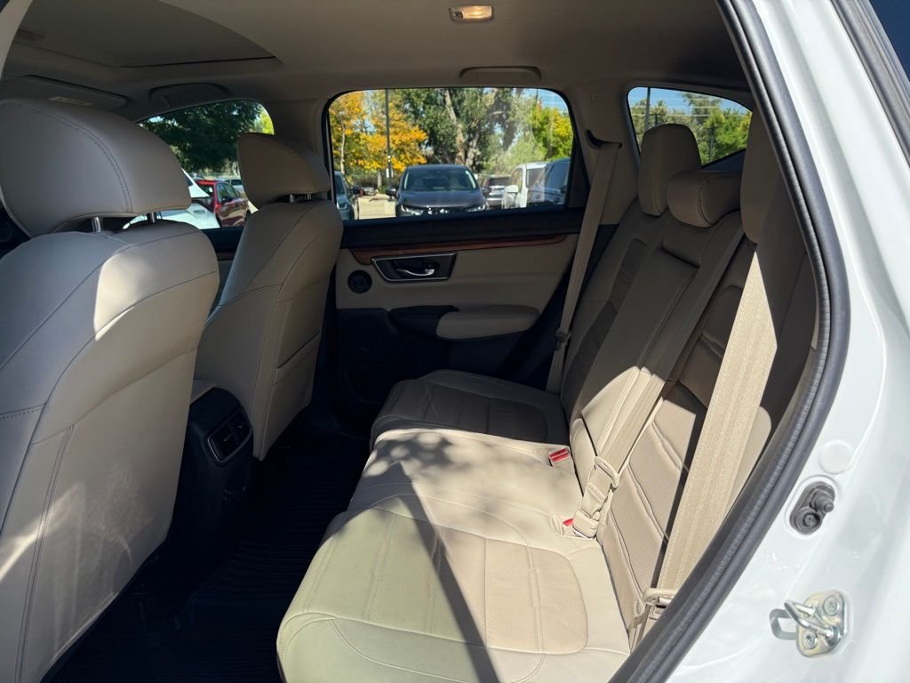2020 Honda CR-V Touring photo 9
