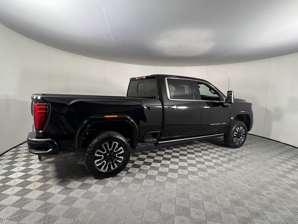 2024 Gmc Sierra HD Denali Ultimate photo 2