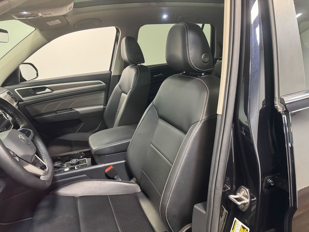 2023 Volkswagen Atlas SEL photo 50
