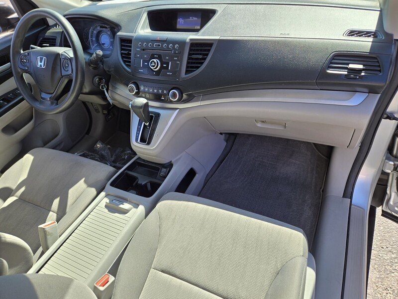 2013 Honda CR-V LX photo 13