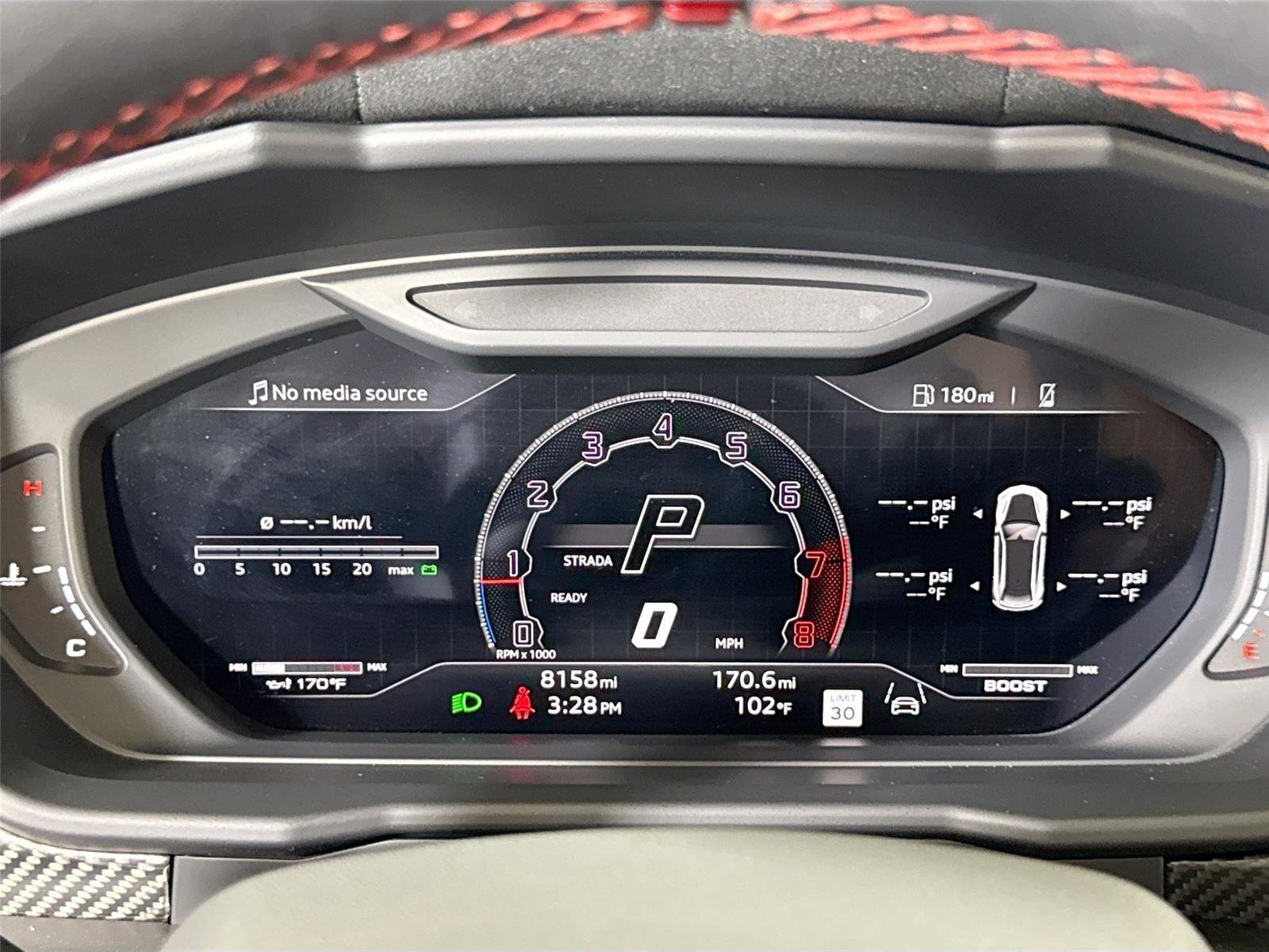 2023 Lamborghini Urus Performante photo 14