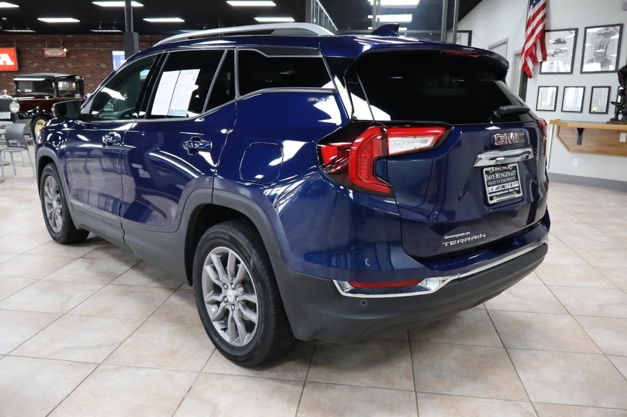 2022 Gmc Terrain SLT photo 3