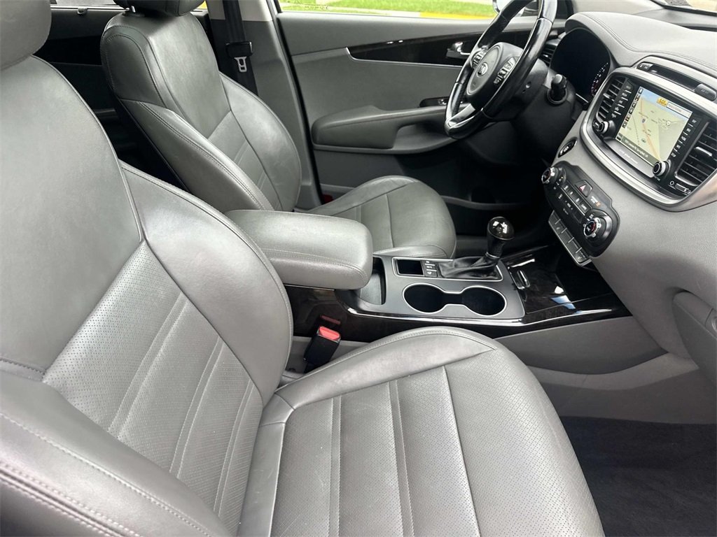 2016 Kia Sorento EX photo 14