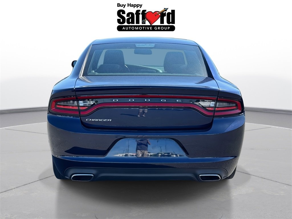 2016 Dodge Charger SE photo 5