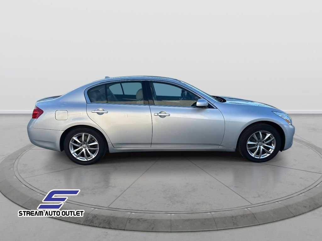 2007 Infiniti G35 photo 4