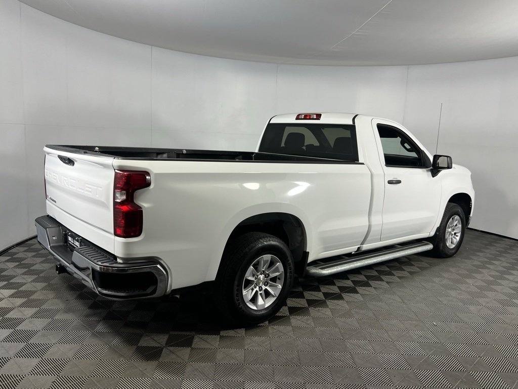 2024 Chevrolet Silverado 1500 photo 3
