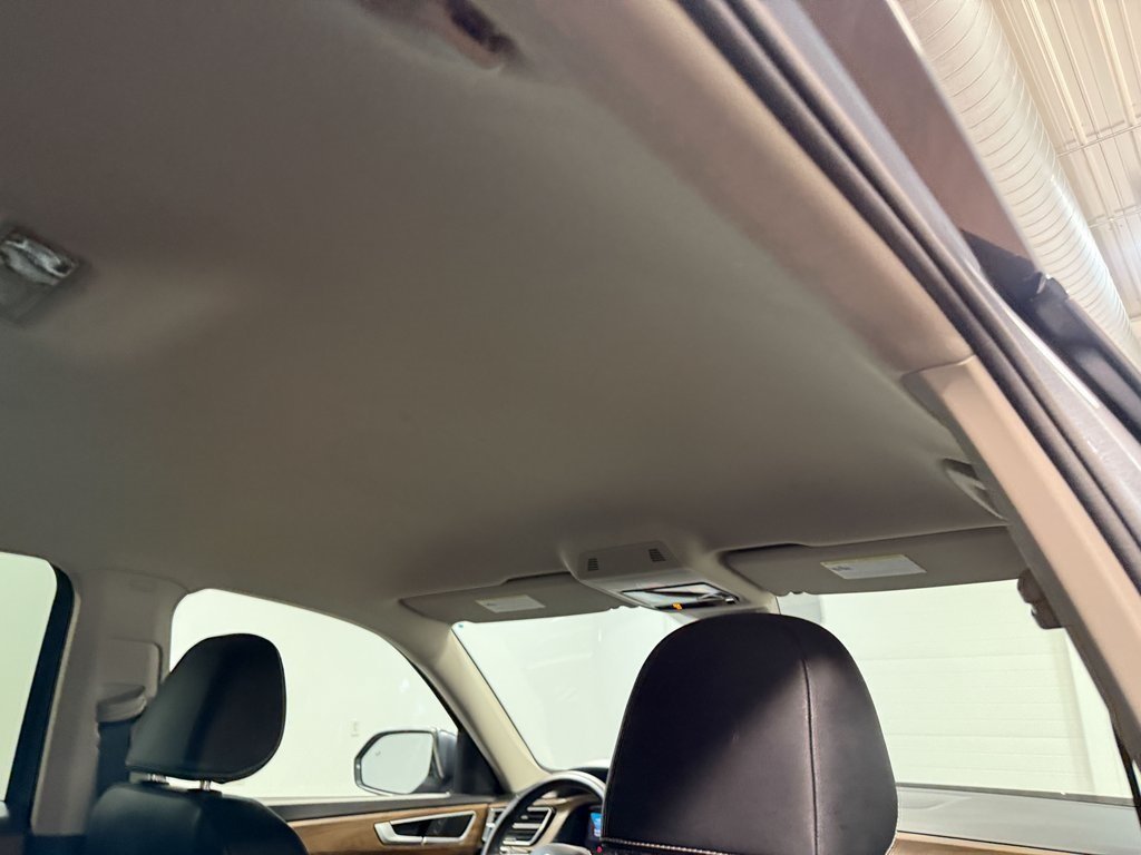 2025 Volkswagen Atlas SE Technology photo 14
