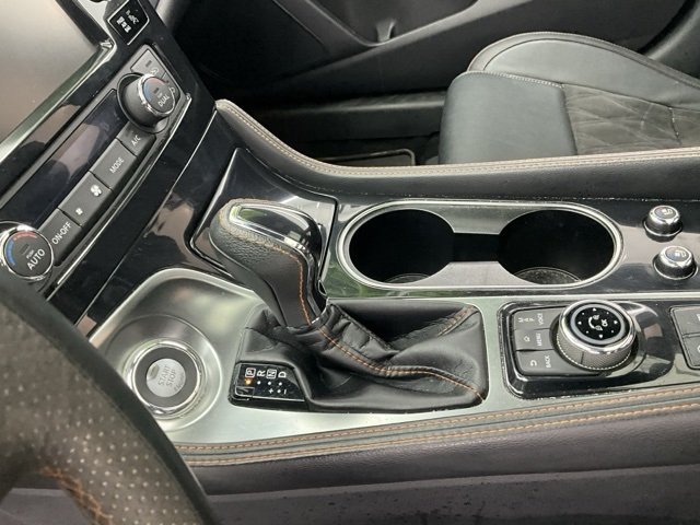 2022 Nissan Maxima SR photo 17