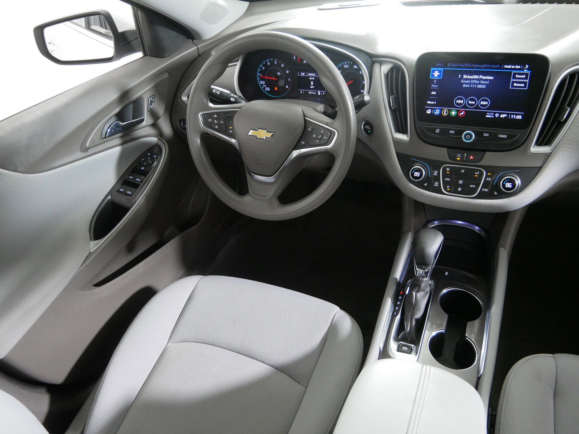2023 Chevrolet Malibu 1LT photo 9