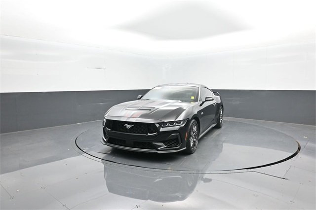 2024 Ford Mustang GT Premium photo 3