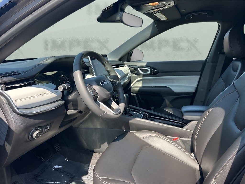 2024 Jeep Compass Limited photo 9