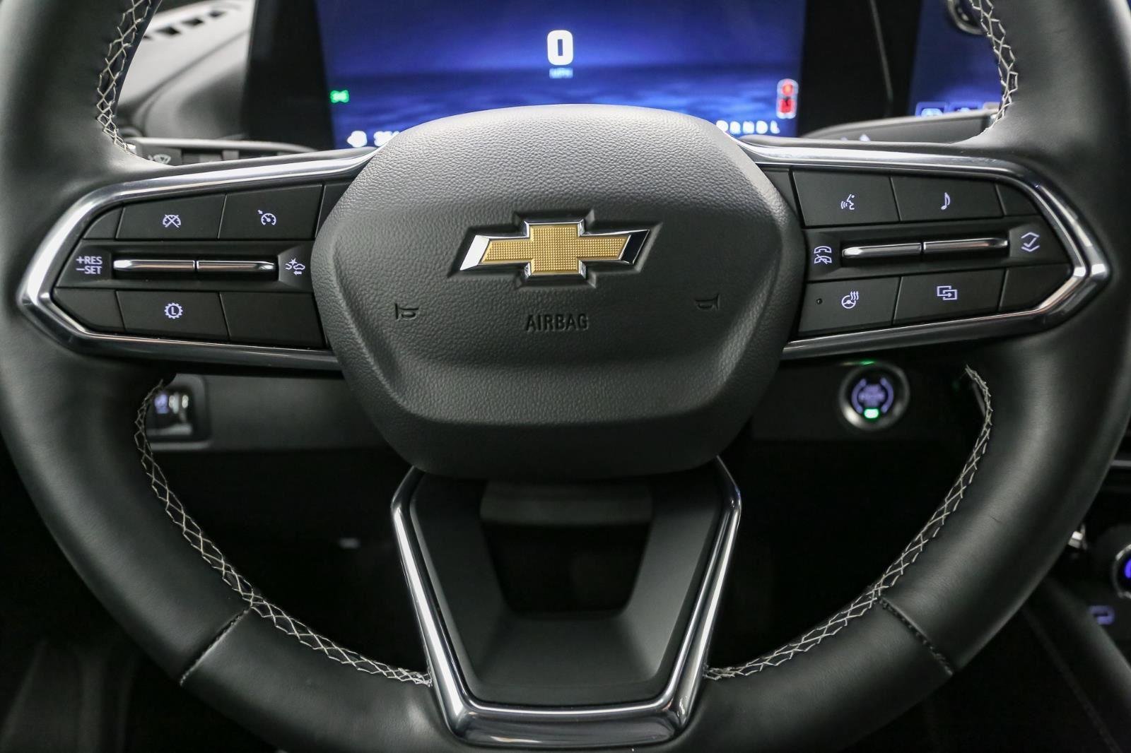 2025 Chevrolet Traverse photo 29