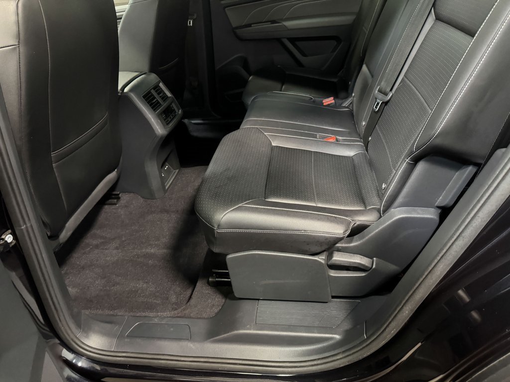 2023 Volkswagen Atlas SEL photo 42