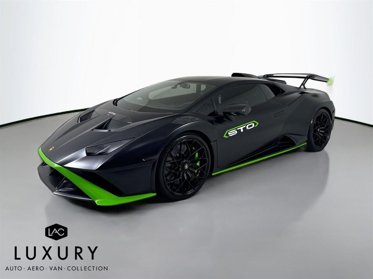 2023 Lamborghini Huracan STO photo 8