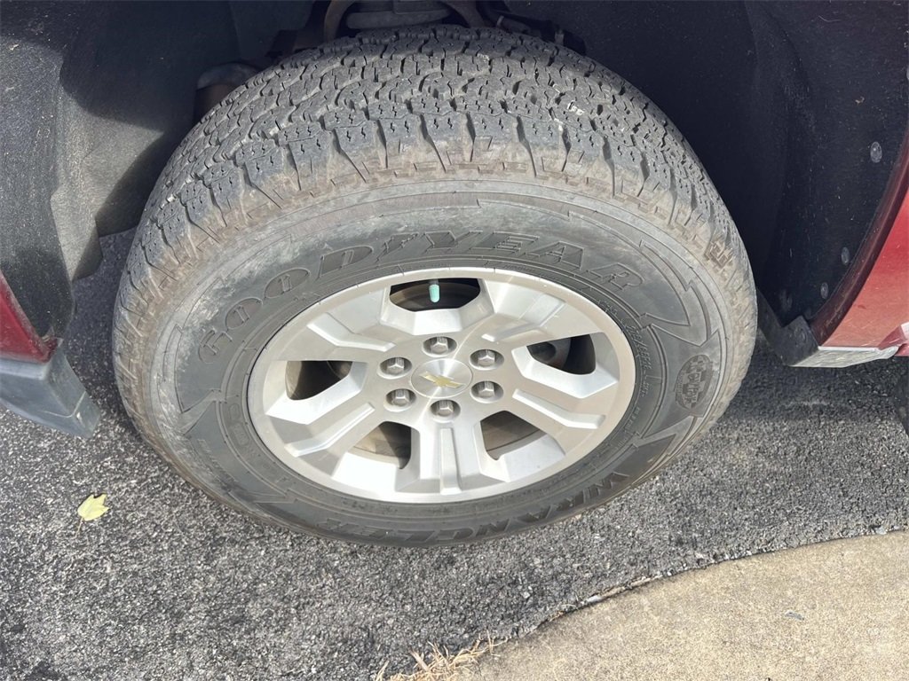 2018 Chevrolet Silverado 1500 LT photo 19