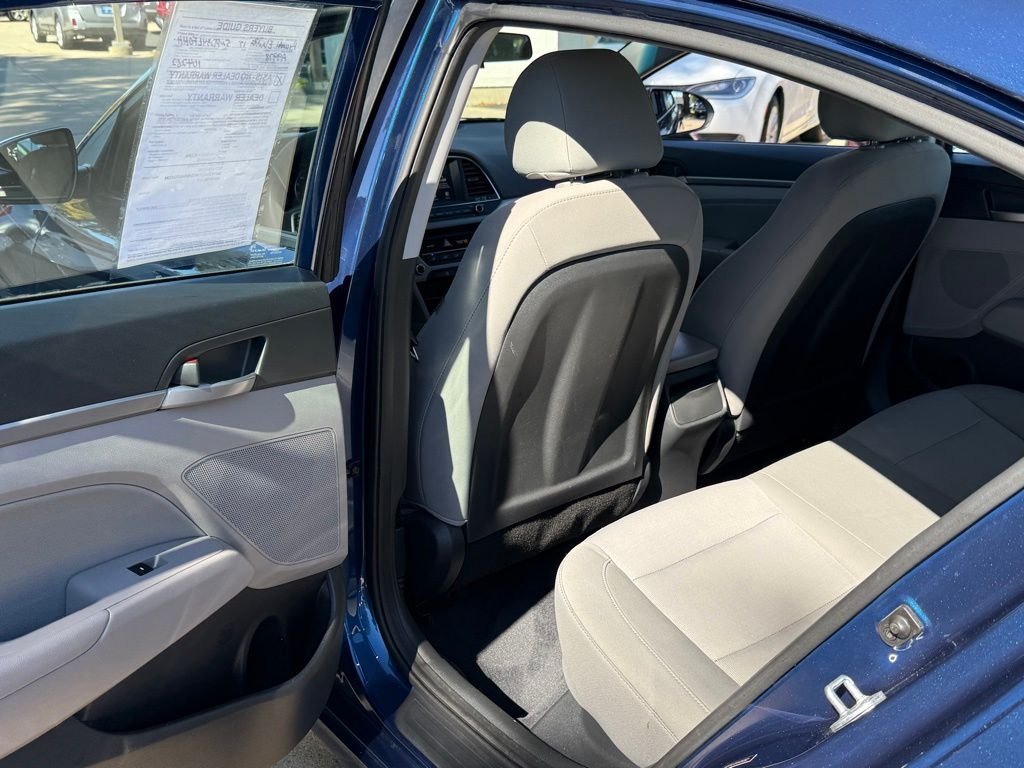 2017 Hyundai Elantra SE photo 11