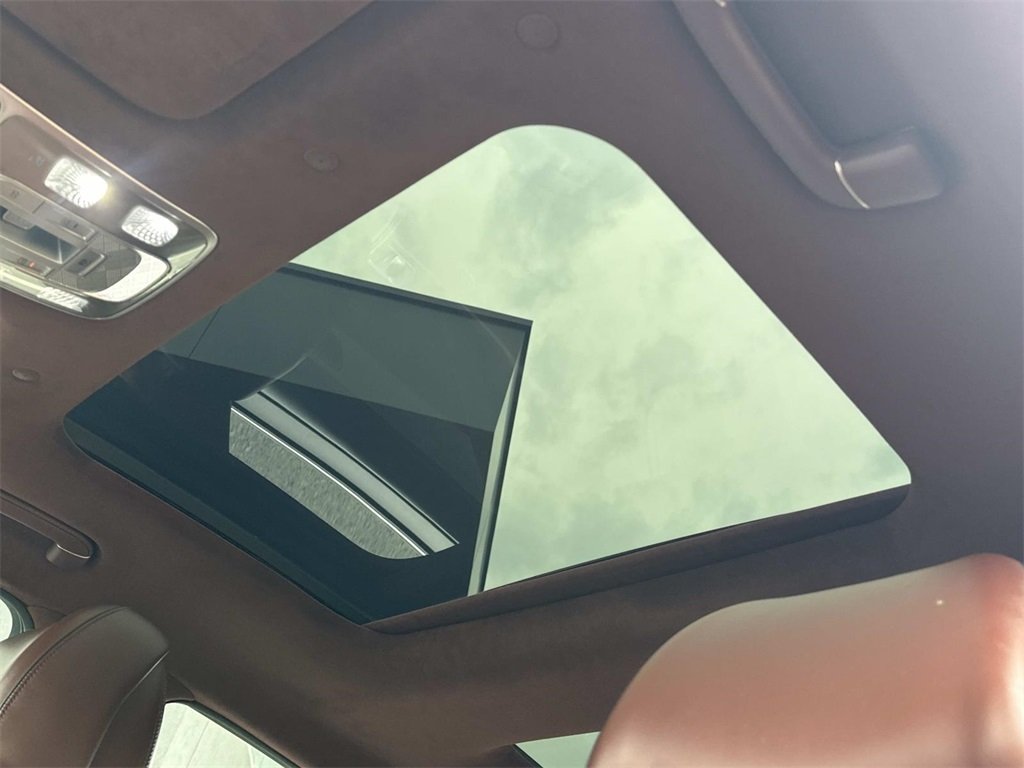 2023 Genesis G90 3.5T AWD photo 3