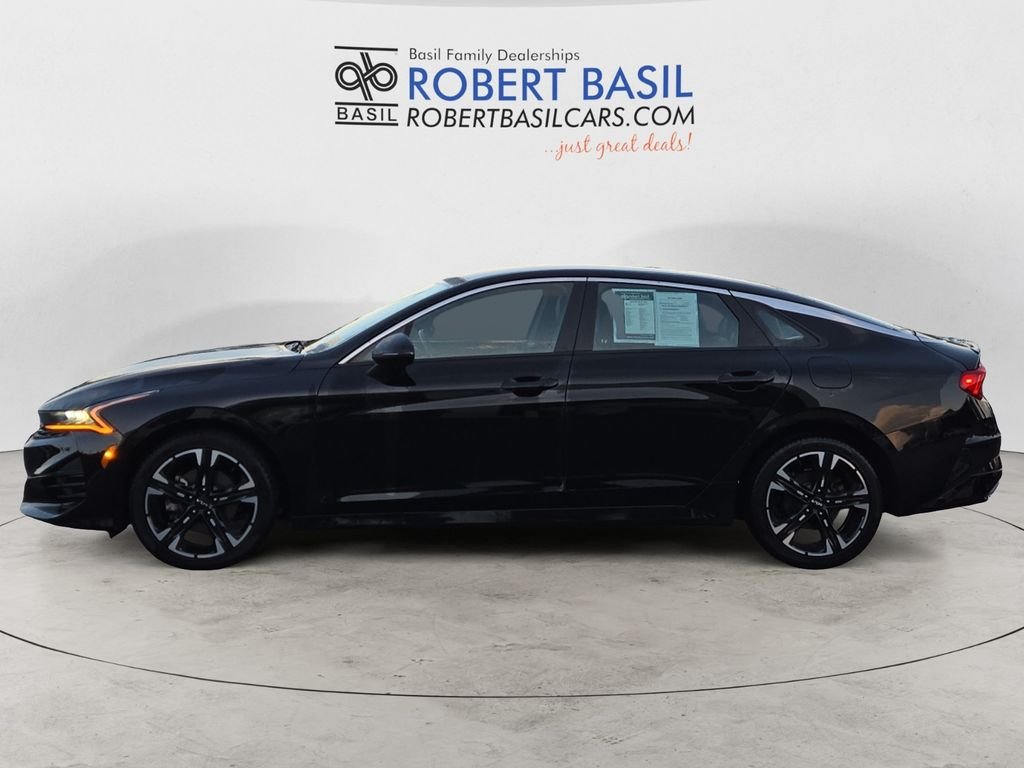 2022 Kia K5 GT-Line photo 2