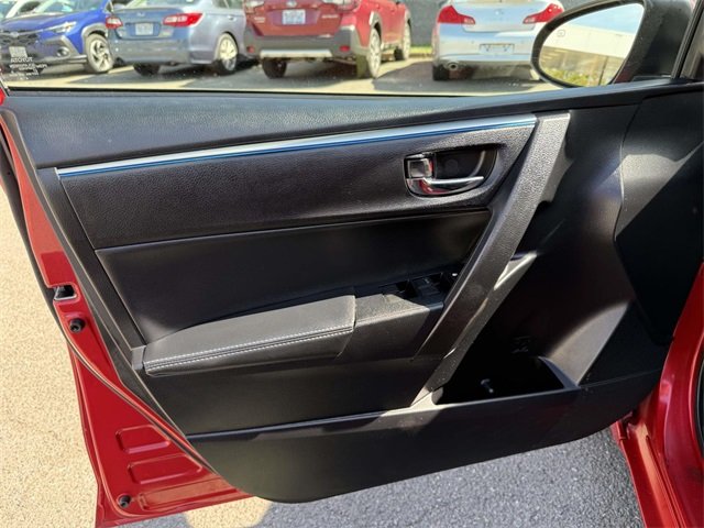 2014 Toyota Corolla Plus photo 24