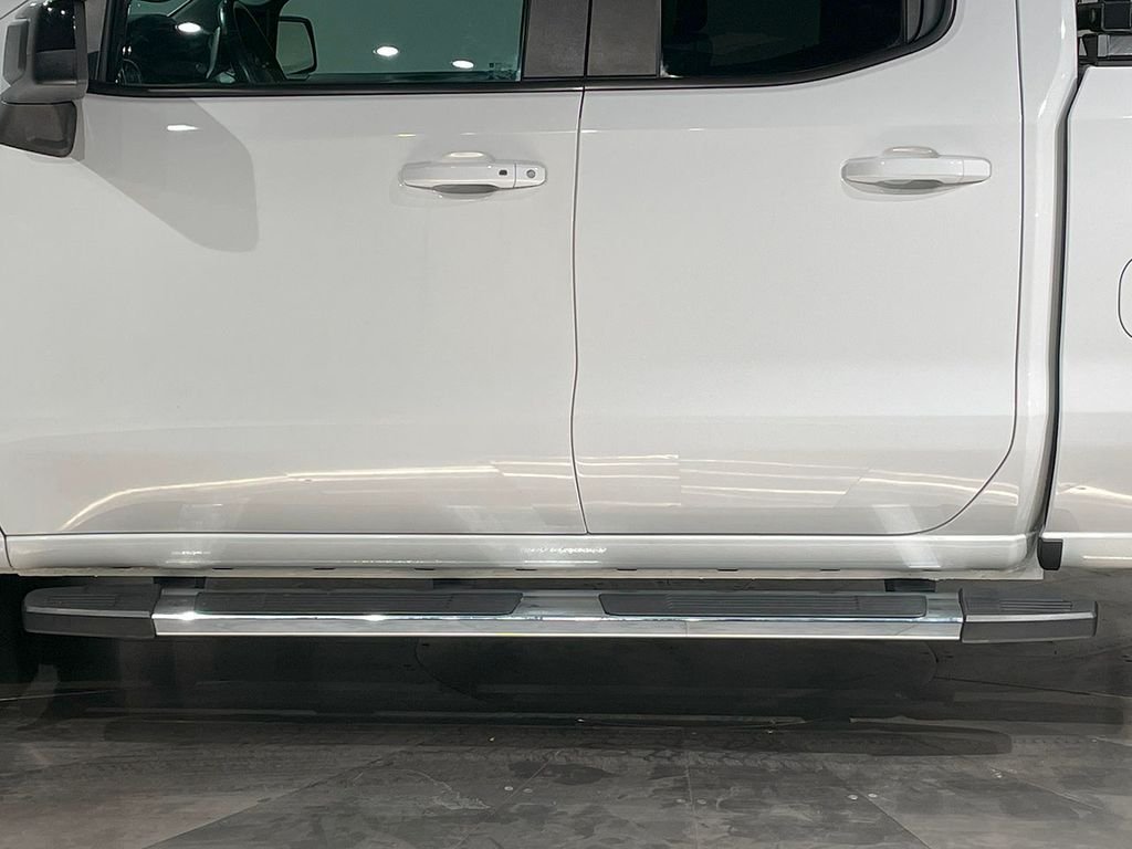 2020 Chevrolet Silverado 1500 RST photo 11