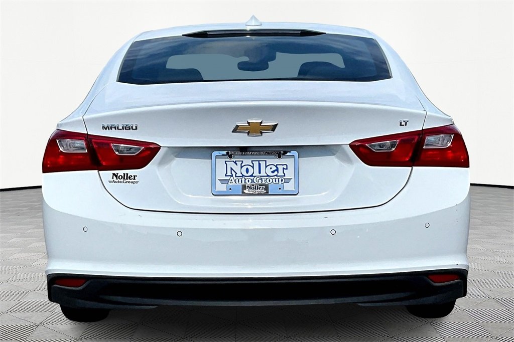 2024 Chevrolet Malibu 1LT photo 4