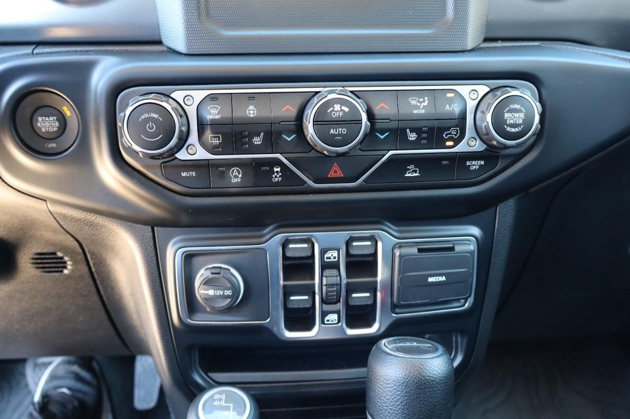 2023 Jeep Gladiator Willys photo 14