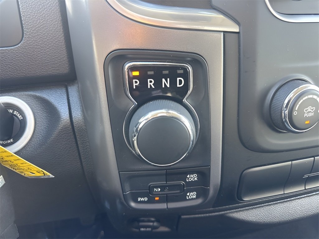 2024 Ram 1500 Classic SLT photo 14