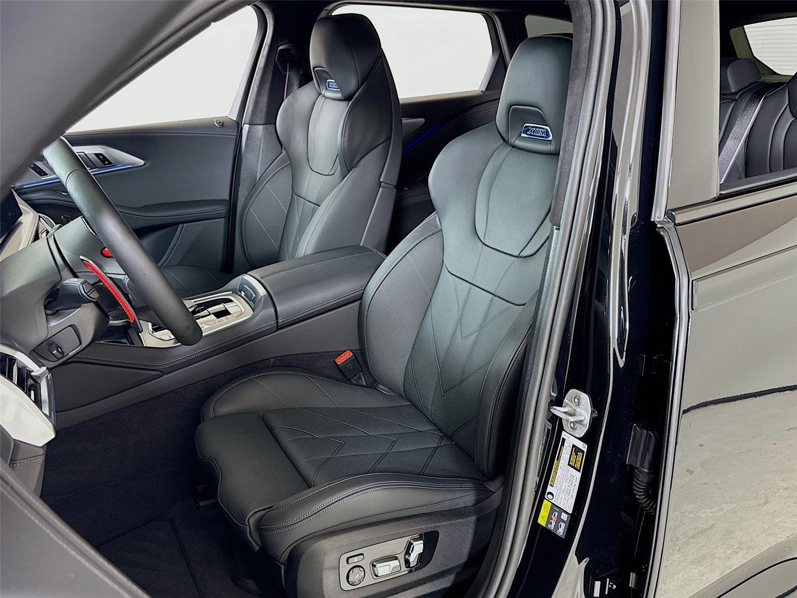 2025 Bmw XM photo 6
