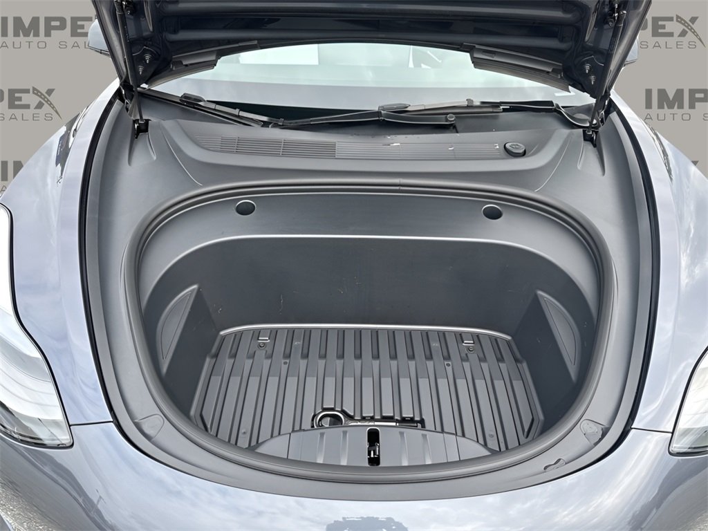 2023 Tesla Model 3 photo 33