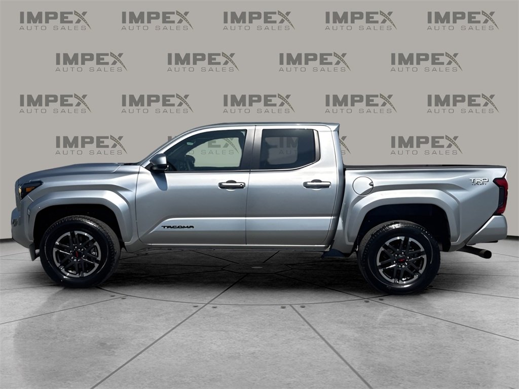 2025 Toyota Tacoma TRD Sport photo 2