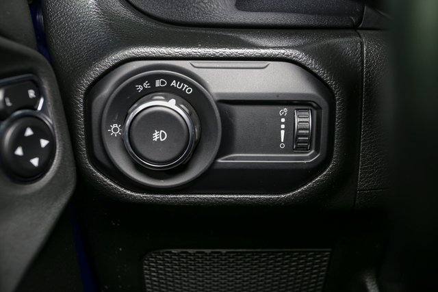 2023 Jeep Wrangler Altitude photo 30