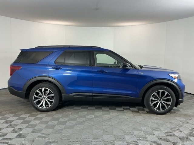 2022 Ford Explorer ST-Line photo 3