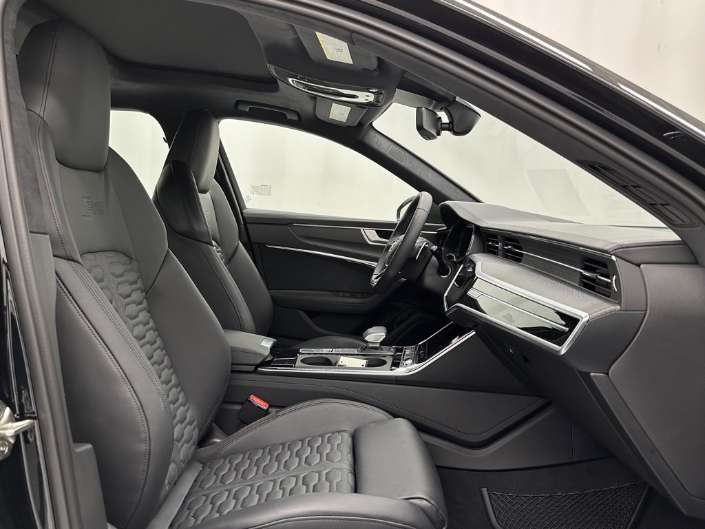 2025 Audi RS 6 Avant Performance photo 17