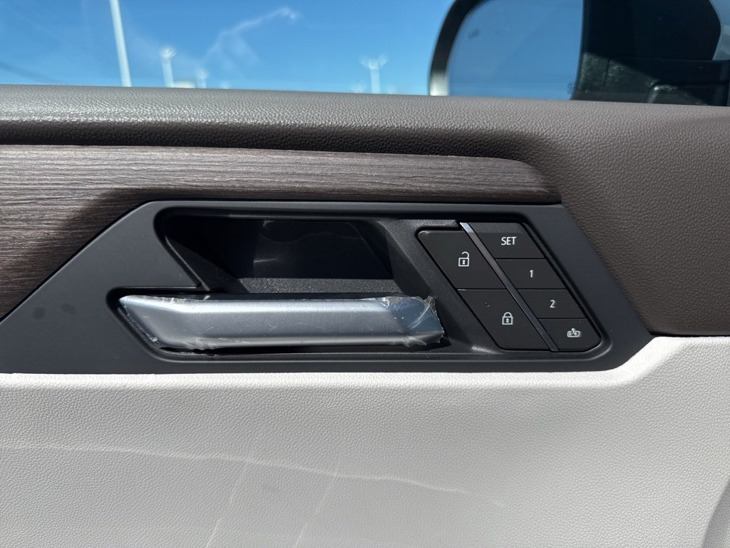 2025 Gmc Acadia Denali photo 10