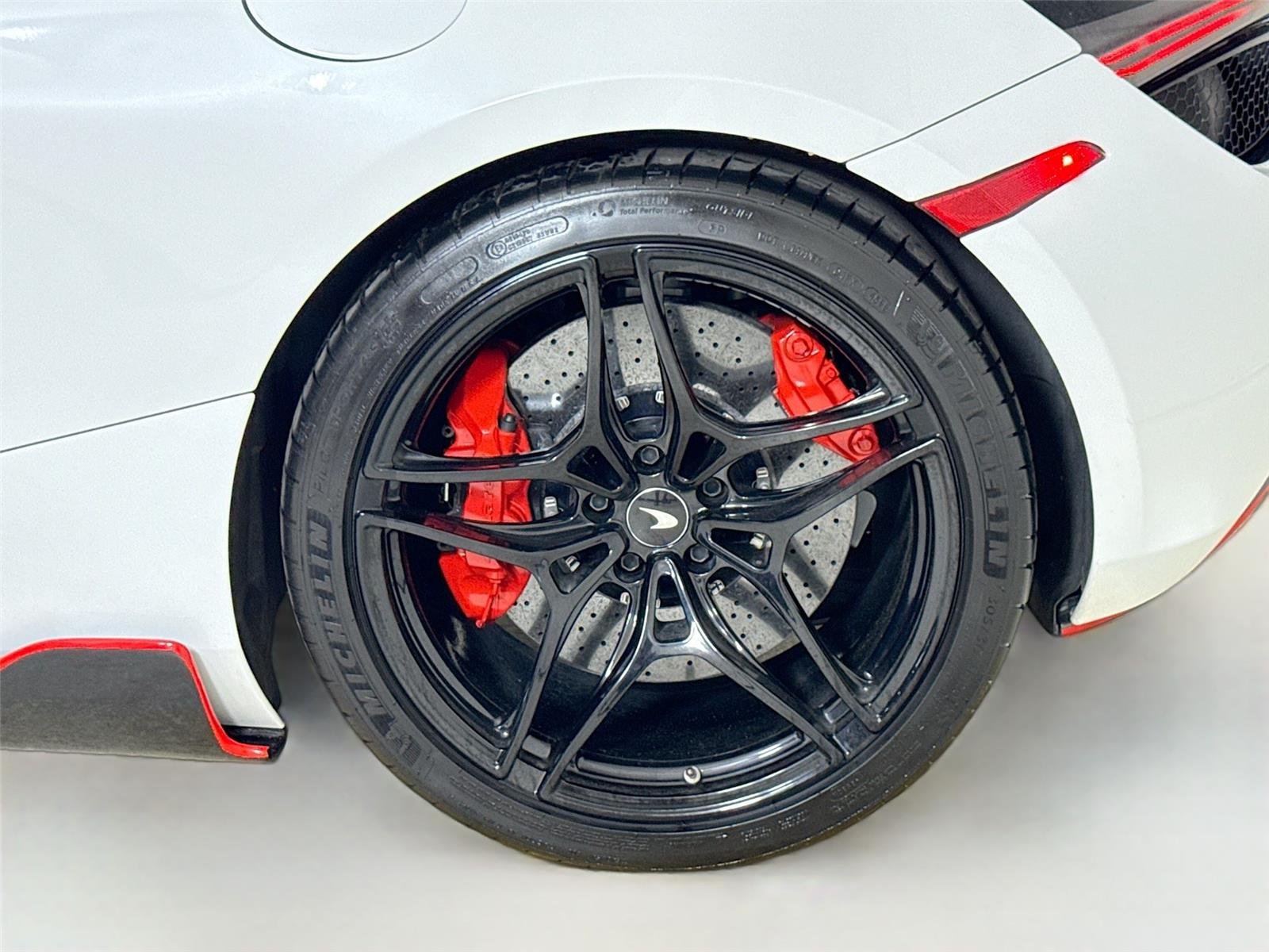 2019 Mclaren 720S photo 31