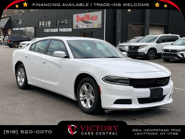 2021 Dodge Charger SXT photo 3