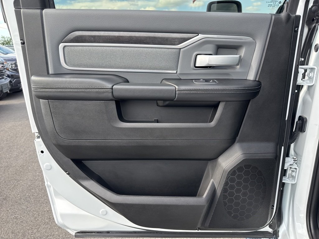 2023 Ram 2500 Big Horn photo 25